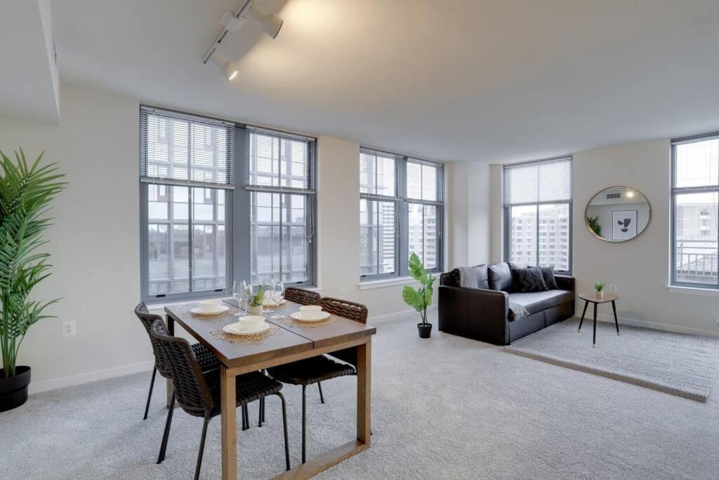 Prime Location Retreat Close To Dc And Metro Arlington Extérieur photo
