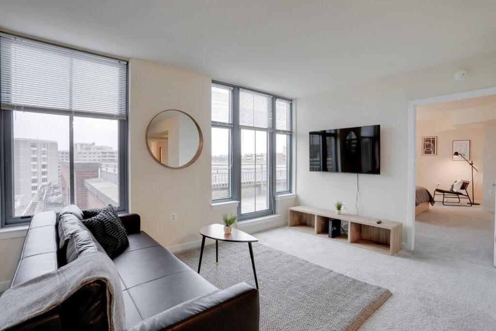Prime Location Retreat Close To Dc And Metro Arlington Extérieur photo